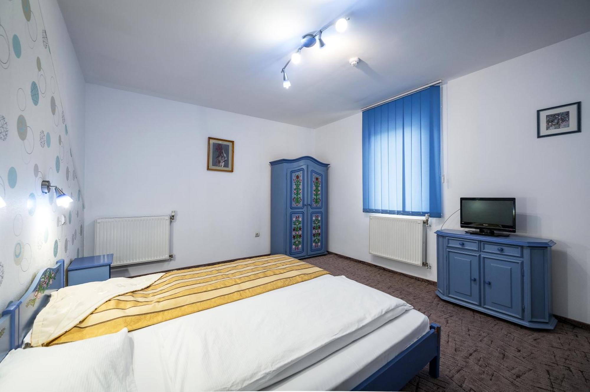 Hotel Sugas Sfântu-Gheorghe Extérieur photo