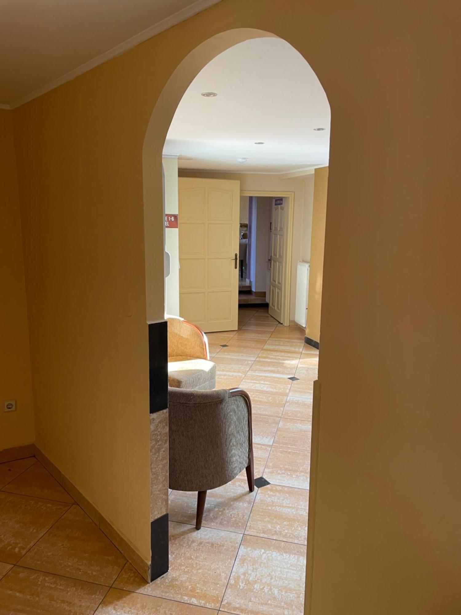 Hotel Sugas Sfântu-Gheorghe Extérieur photo